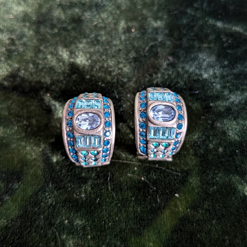 LaVintage Vintage Hoop Sparkly Pierced Earrings